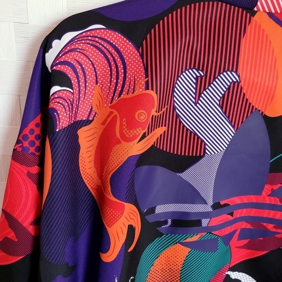 adidas Women's  CNY 2021 Track Jacket Size Large - Picture 4 of 13